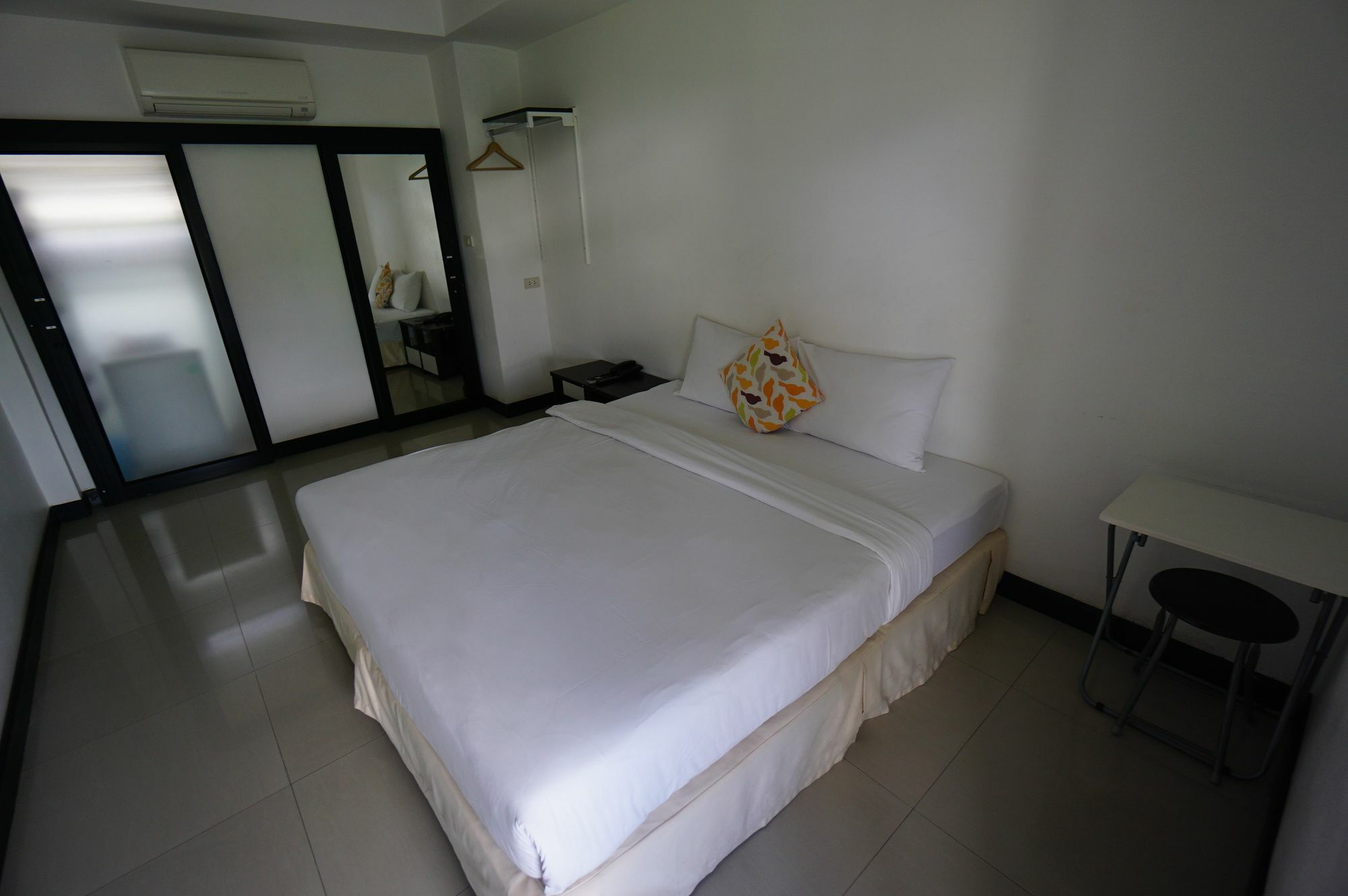 The Auto Place Phuket Zewnętrze zdjęcie